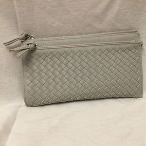 Elle Woven Clutch